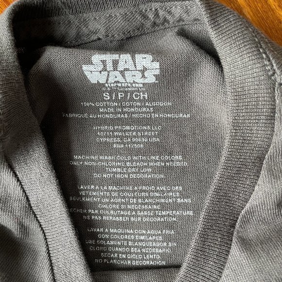 NEW Star Wars Millennium Falcon T-shirt Sz S - Picture 4 of 5